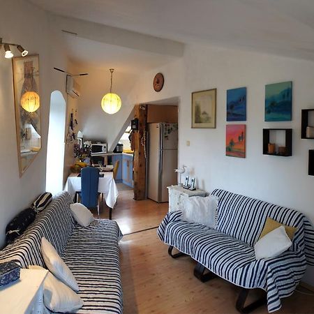 Apartment Vintage Art Split Zimmer foto