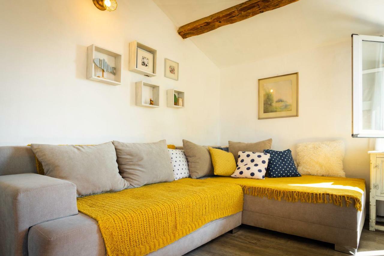 Apartment Vintage Art Split Exterior foto
